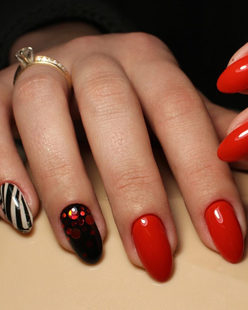 black and red valentine nails